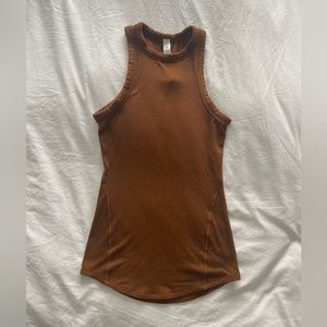 Lululemon camel tank 0